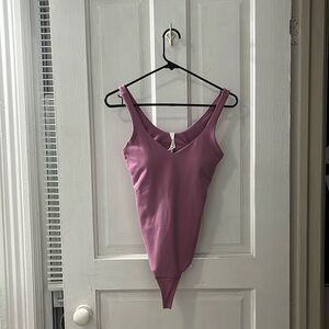 Lululemon body suit